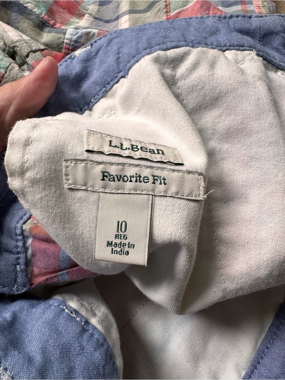 L.L. Bean Favorite Fit Women’s Patchwork Plaid Shorts - Red, Green & Blue - Picture 2 of 5